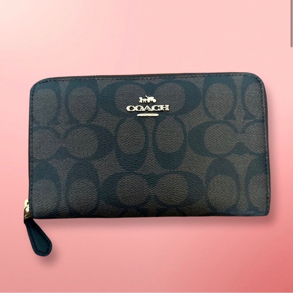 New Coach Monogram Wallet